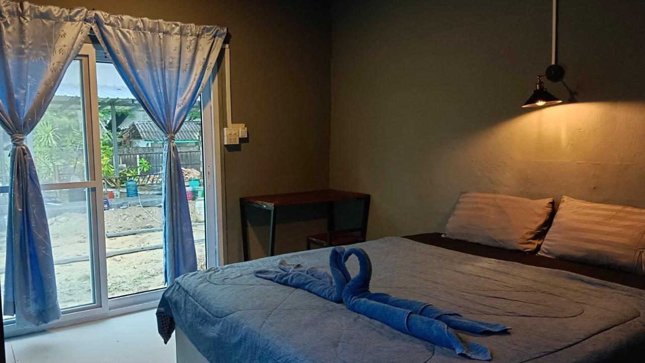 Ozone Beach Huts Ko Lanta Eksteriør billede