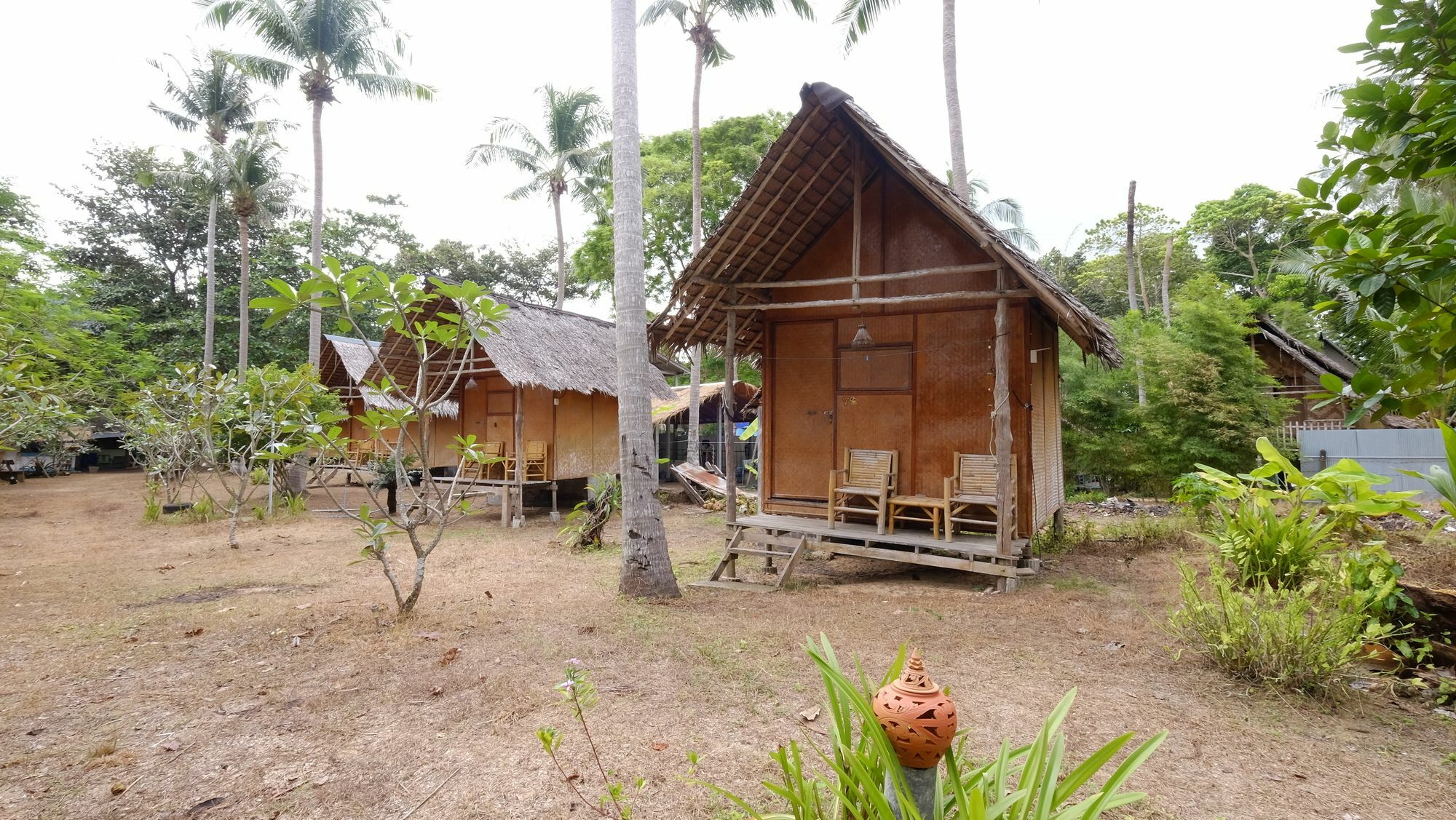 Ozone Beach Huts Ko Lanta Eksteriør billede